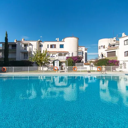 Welcs 496 Emp Con Piscina Comunitaria
